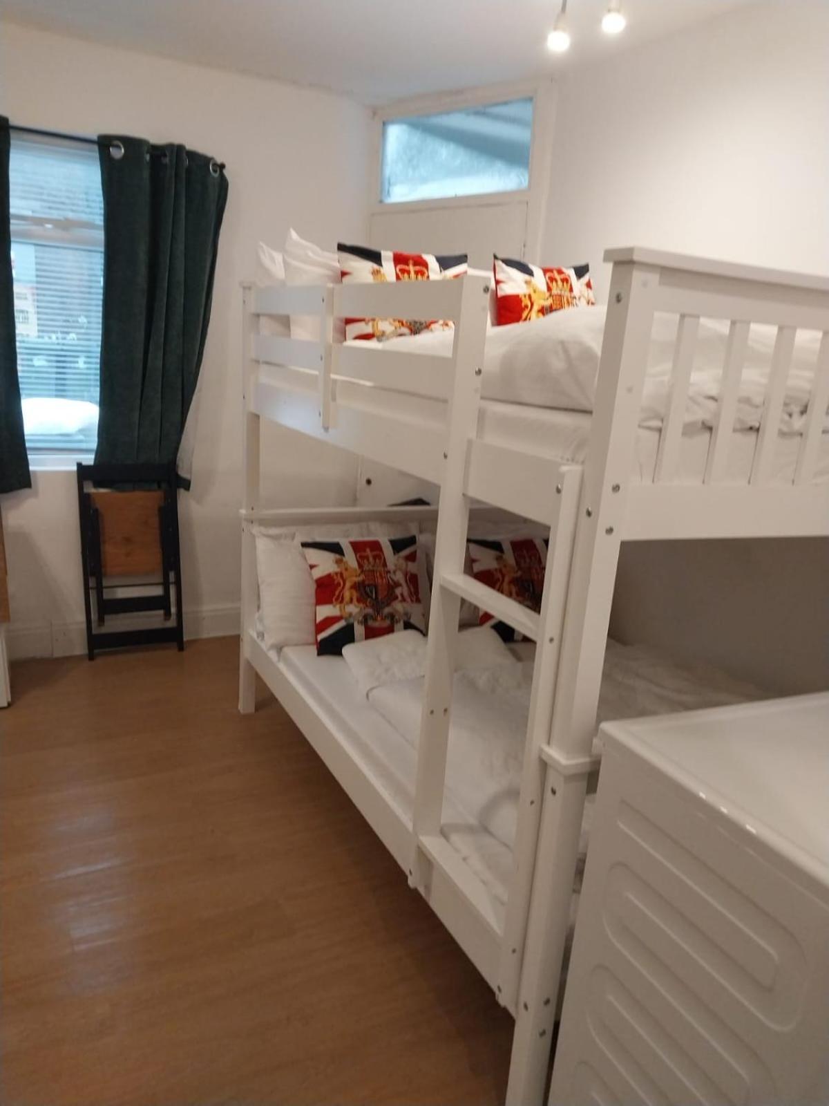Stay In Edgware Road Guesthouse London Exterior photo